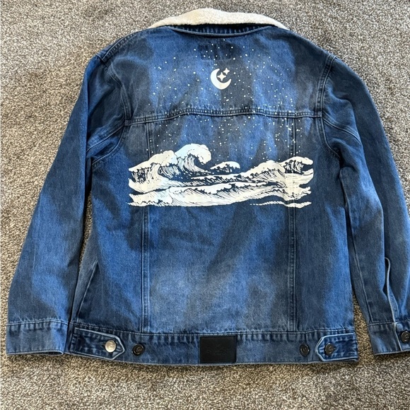 Revolt Jeans Other - The Tubbo Moment Jacket – Medium, Blue Denim, By the Sea Scene, Full Zip Trucker